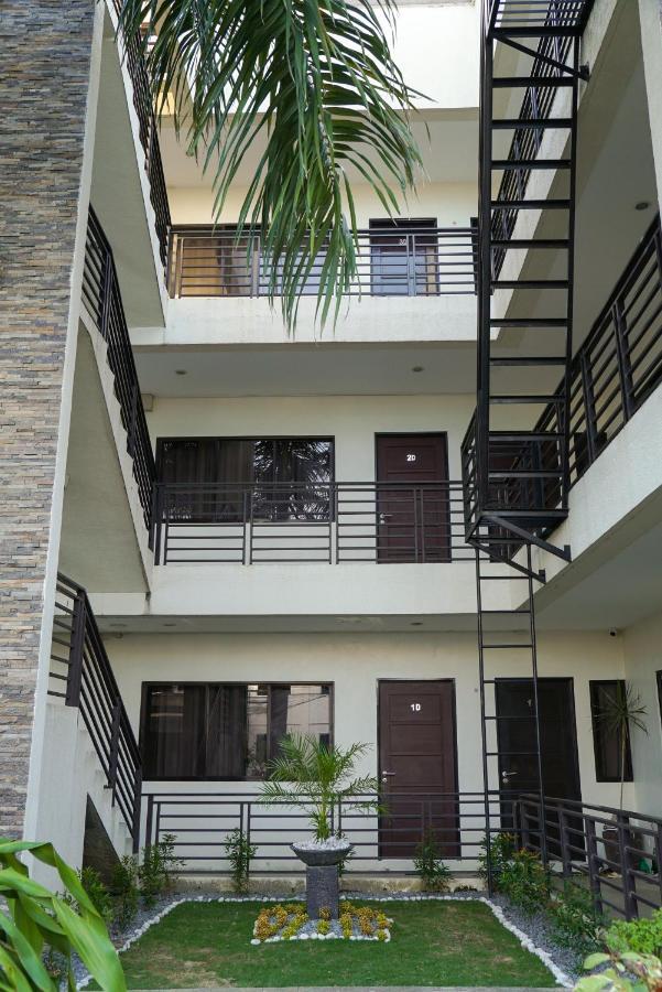 Garden Vista Hotel Davao Ngoại thất bức ảnh